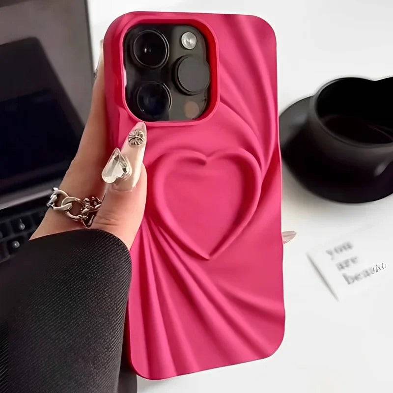 Fashion Pleats Skin 3D Heart Case For iPhone 15 11 12 Pro 13 14 Pro Max Soft Silicone Cover For iPhone 15 Pro Luxury Phone Case