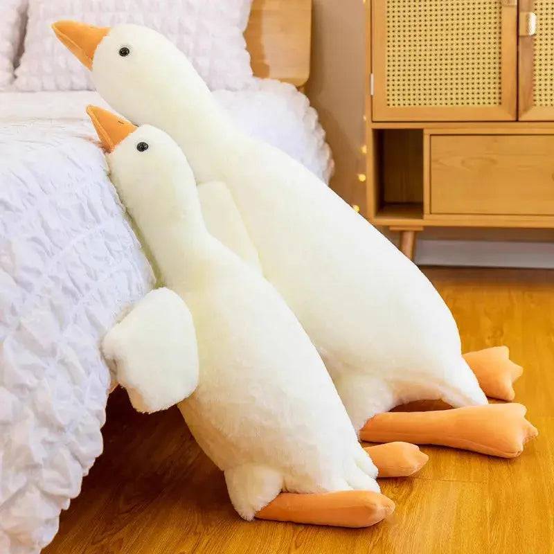 Niedliche, mit Tieren gefüllte Plüschpuppen: Flauschiges Schlafkissen von Swan Goose Toys