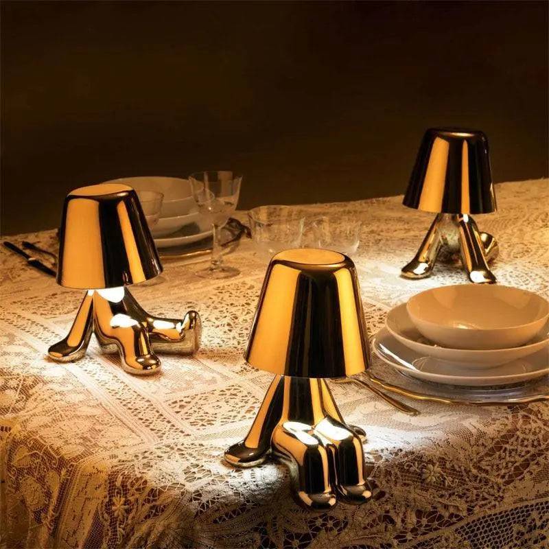 Italien Little Golden Man LED-Tischlampe