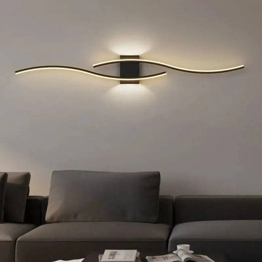 Yoors Winkel. Moderne minimalistische LED wandlamp zwart wit interieur