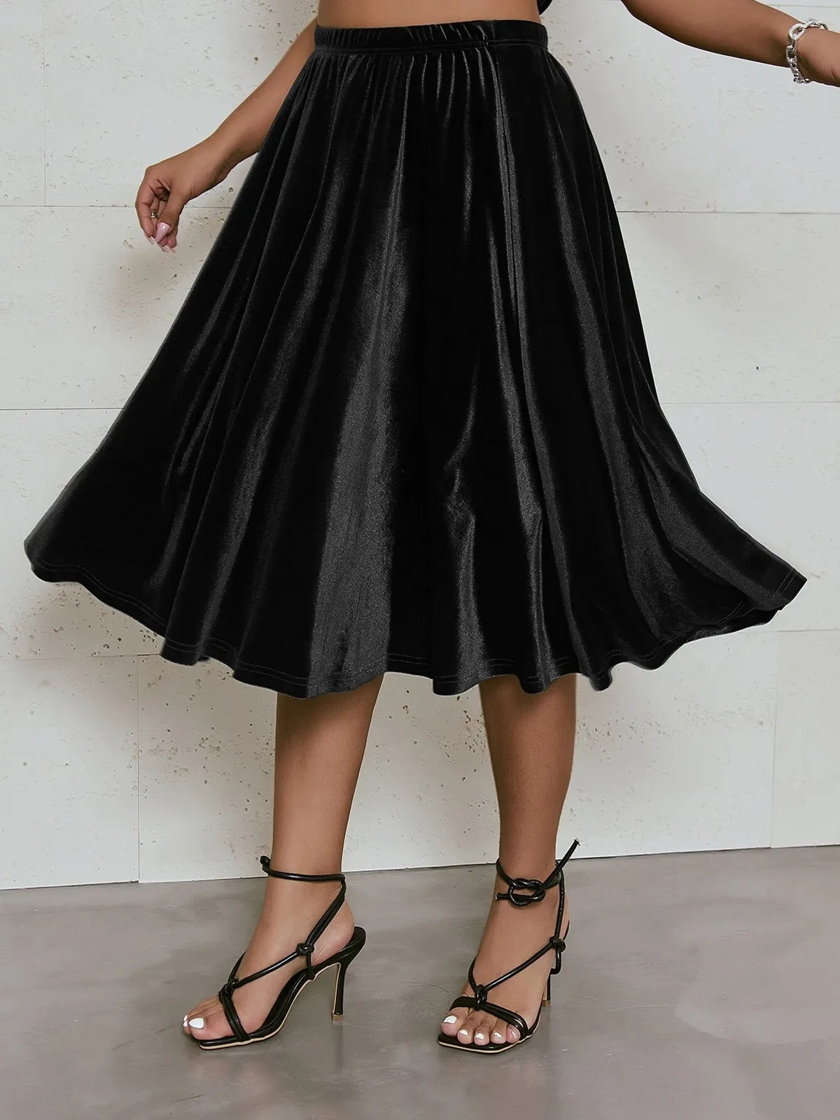 Plus Size High Elastic Waist Velvet Skirt Women Solid Black Spring Autumn Midi Party Skirt A-line Flare Skirt Large Size 6XL 7XL