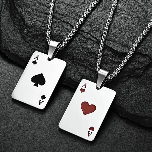 2-teiliges Set Hip Hop Statement Edelstahl Poker Karte Ace of Spades Halskette für Frauen Männer Anhänger Kette Spielkarten Schmuck